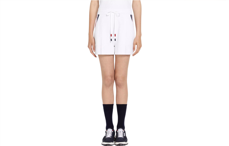 Order (W) トム ブラウン ホワイト カジュアルショーツ ソリッドジャカードストライプ付き FKQ004A-Y5501-100