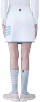 Lookbook (W) 湯姆布朗 白色SS24經典4條紋迷你彈性腰短裙。 FKK122A-Y5502-100