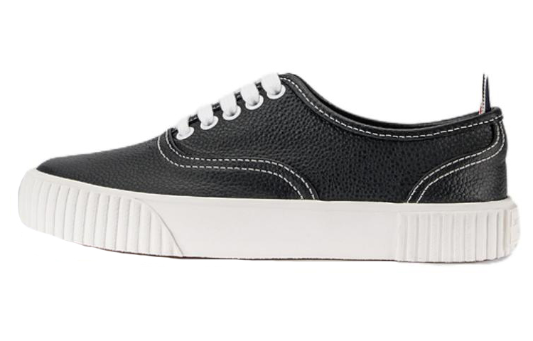 (Women) Thom Browne Black Leather Low-Top Lace-Up Sneakers FFD063A06257001