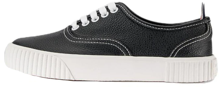 women-thom-browne-black-leather-low-top-lace-up-sneakers-ffd-063-a06257001