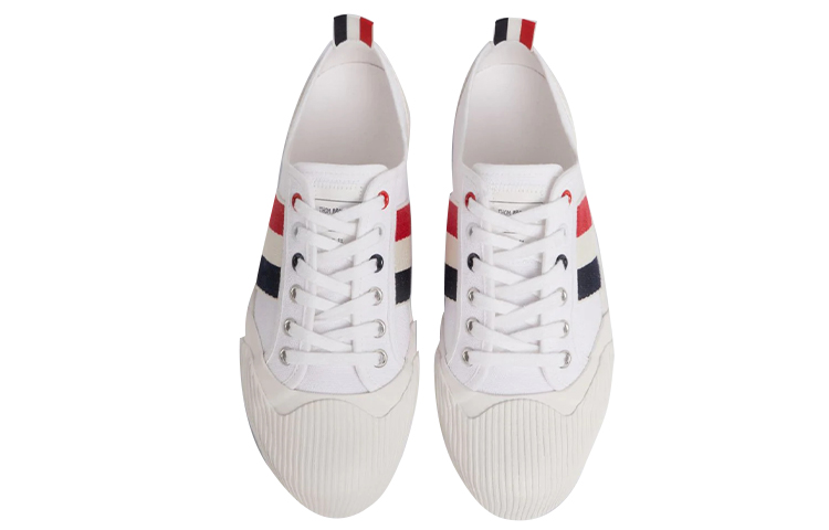 Shop (W) Thom Browne 帆布低帮鞋“三色条纹” FFD035A01588100