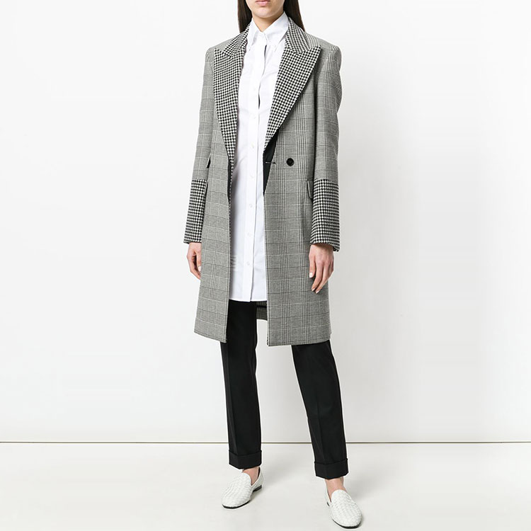 Lookbook (W) 톰 브라운 캐주얼 컴포트 롱슬리브 드레스 FDS002E-03113-100