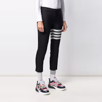 Shop (W) トムブラウン FW21 4バー スキニートラウザーズ ネイビーブルー. FTC025V-06146-415