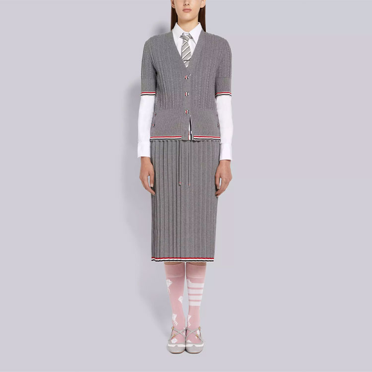 (Women) THOM BROWNE FW21  Logo V-Neck Striped Knit Top Light Grey FKC418A-Y3009-055 圖 4