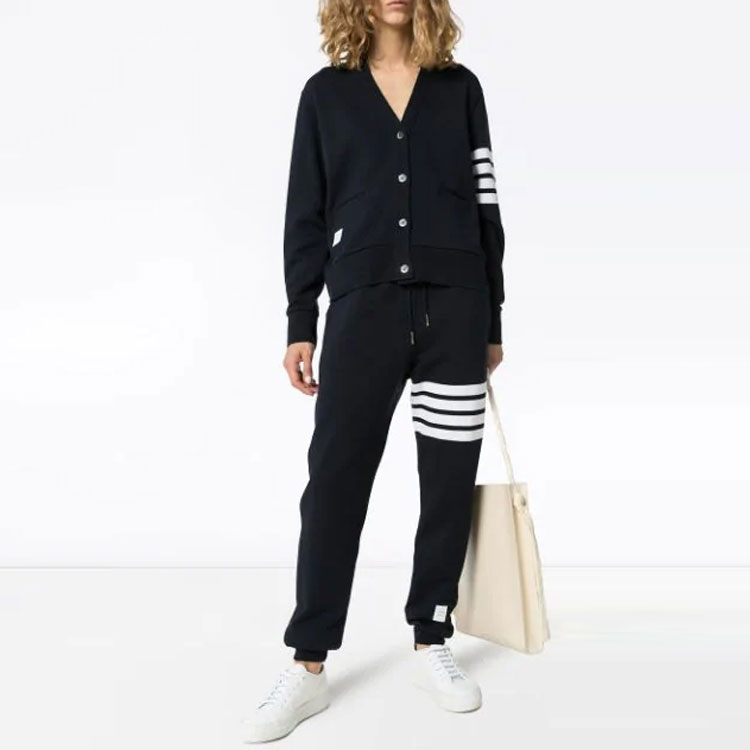 Sizing (W) Joggers Clásicos 4-Bar Navy Thom Browne FW21, Edición Regreso a Clases. FJQ001A-00535-415
