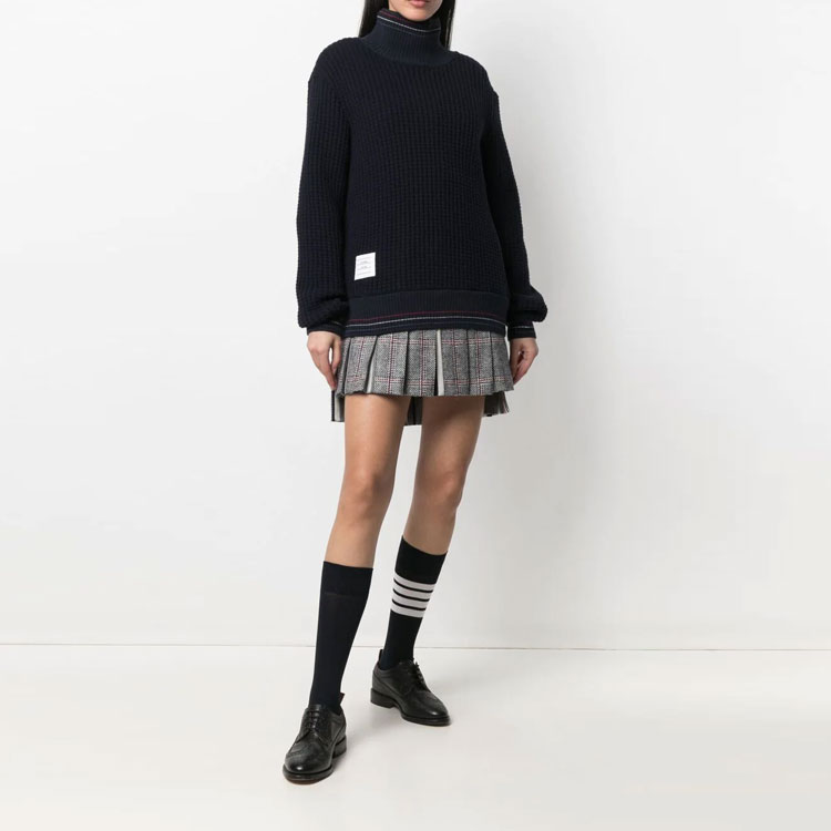 Lookbook (W) 汤姆布朗 2021秋冬女款蓝色羊毛高领毛衣 FJS092A-05396-415