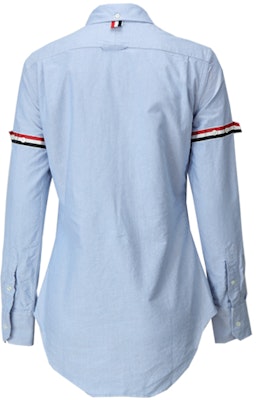 (W) Camisa Azul Thom Browne FW22 con Banda RWB en la Manga. FLL019E-06177-480 Lookbook (W) Camisa Azul Thom Browne FW22 con Banda RWB en la Manga. FLL019E-06177-480