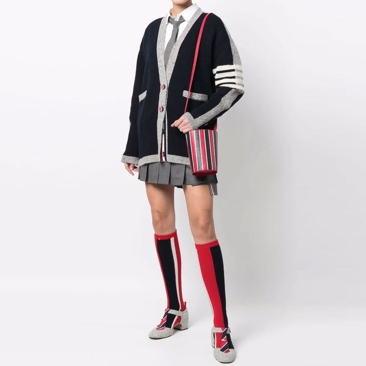 (Women) THOM BROWNE FW22  Blue V-Neck Knit Cardigan with Four Stripes. FKC476A-Y1032-415 圖 3