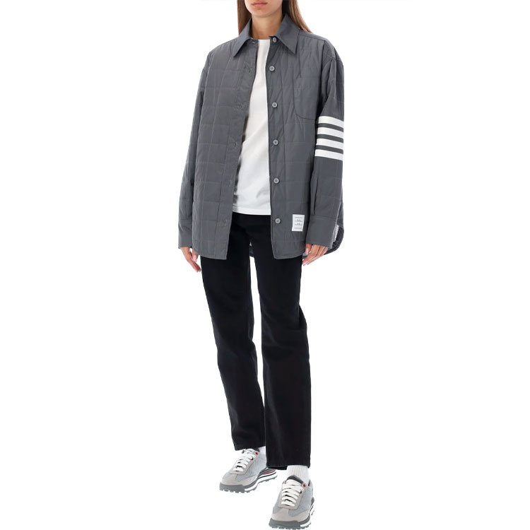 Lookbook (W) Thom Browne 2022秋冬女款条纹绗缝单排扣衬衫夹克灰色 FLD008X-07259-035