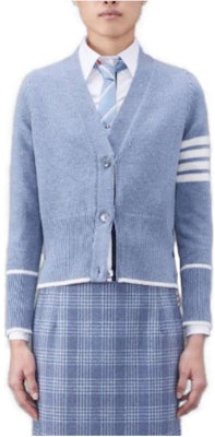 (W) Thom Browne FW23 Cardigan Rajut Bergaris V-Neck Biru Muda FKC520A-Y1029-440 Order (W) Thom Browne FW23 Cardigan Rajut Bergaris V-Neck Biru Muda FKC520A-Y1029-440