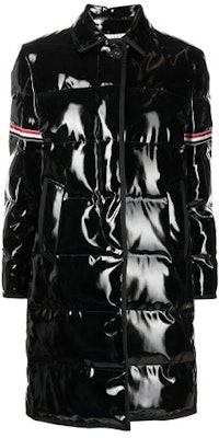 (W) Thom Browne Mantel Musim Dingin Hitam Panjang Mengkilap. FOD064Z-04899-001 Order (W) Thom Browne Mantel Musim Dingin Hitam Panjang Mengkilap. FOD064Z-04899-001