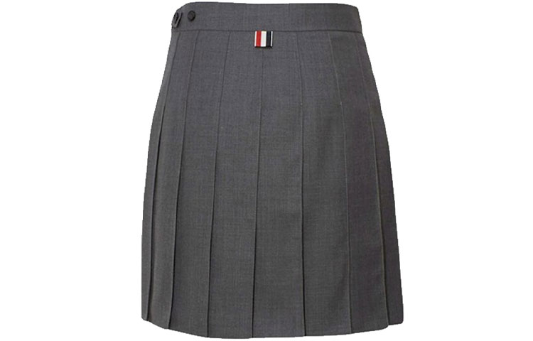 Lookbook (W) Falda Plisada de Lana Gris Thom Browne - Estilo Preppy Verano Regreso a Clases. FGC402V-00626-035