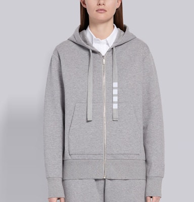 (W) 톰 브라운 그레이 사선 4-스트라이프 집업 후디 FJT127A-03034-055 Shop (W) 톰 브라운 그레이 사선 4-스트라이프 집업 후디 FJT127A-03034-055