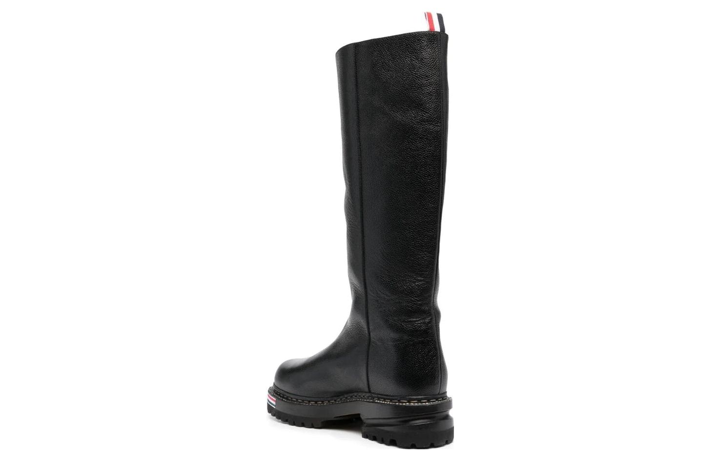Shop (W) Thom Browne Sepatu Kulit High-Top 'Hitam Kenyamanan Slip-On' FFB141A06257
