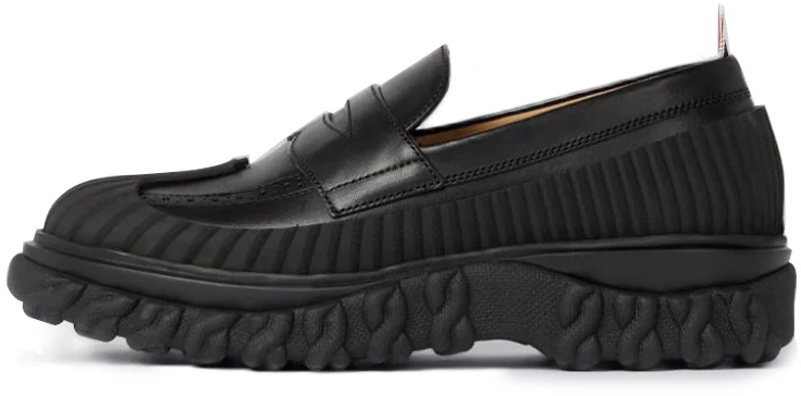 women-thom-browne-leather-slip-on-flat-black-fff-083-a00003001