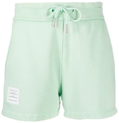 (W) Thom Browne Celana Pendek Katun Hijau Muda Mid-Rise dengan Pola Logo. FJQ051B-03377-350 Buy (W) Thom Browne Celana Pendek Katun Hijau Muda Mid-Rise dengan Pola Logo. FJQ051B-03377-350