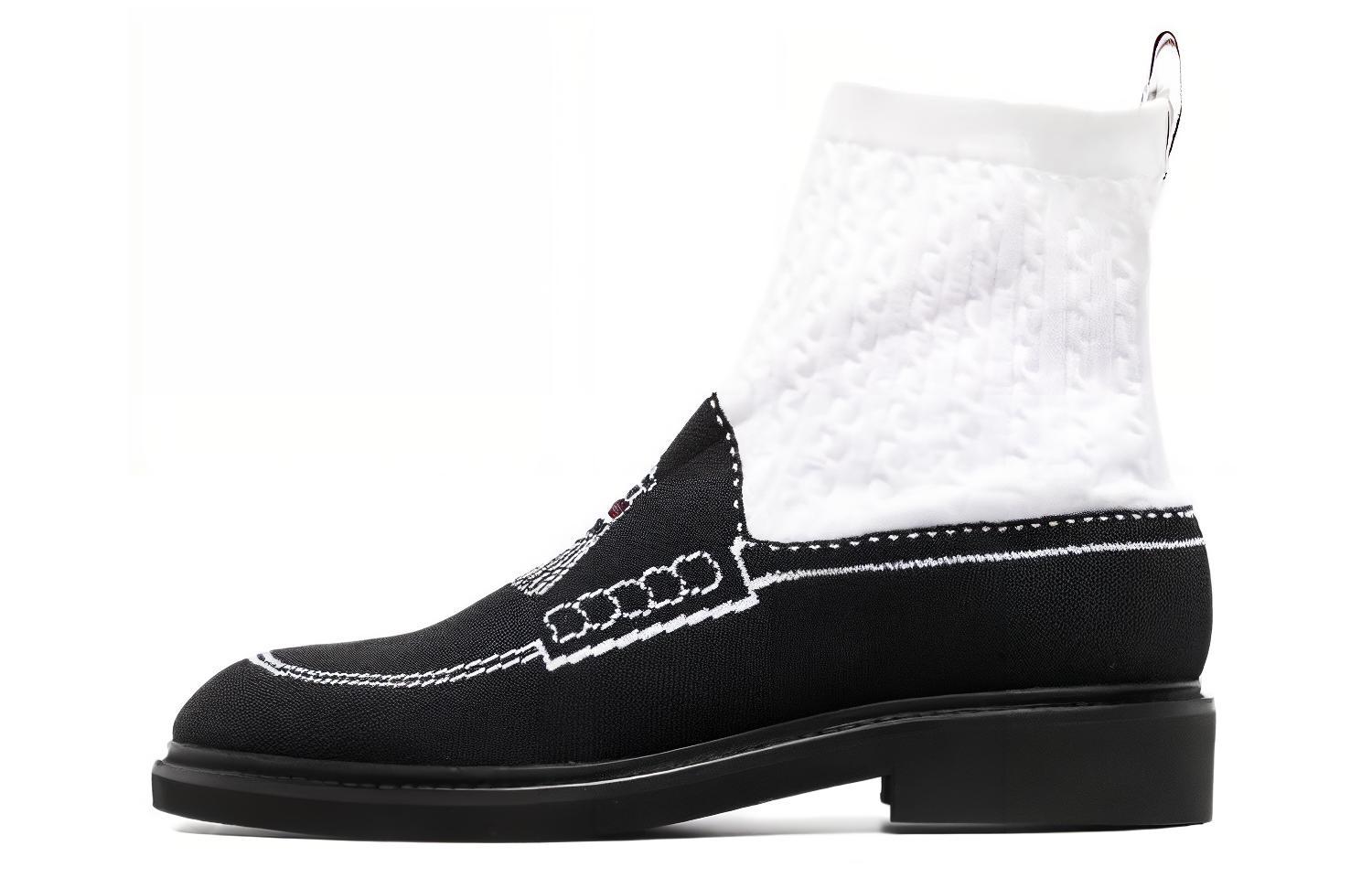 (W) Thom Browne Low-Top 'Black and White'