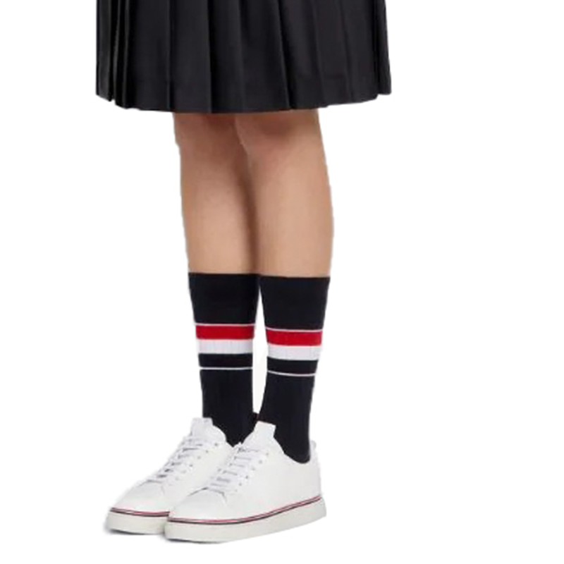 Details for (W) Thom Browne Sepatu Low Top 'Kulit Sapi Putih' FFD100A05584100