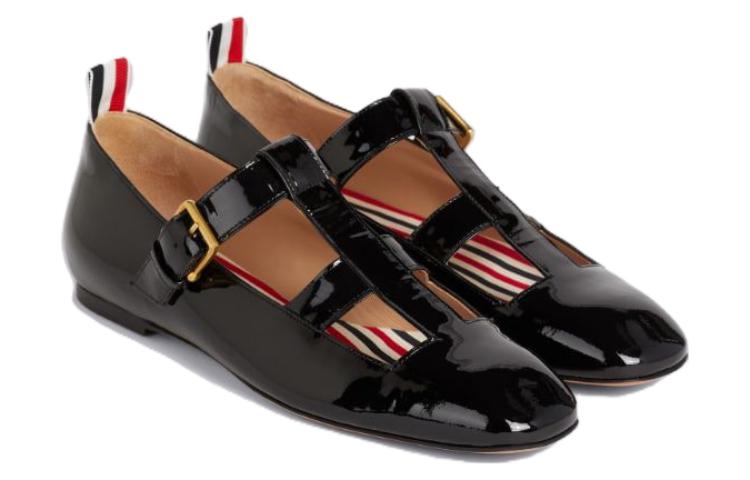 Lookbook (Women) Thom Browne Mary Jane Flat 'Patent Black' FFF090A00216001