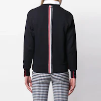 Purchase (W) 톰 브라운 네이비 크루넥 스웻셔츠 백 스트라이프 디테일. FJT070A-03377-415