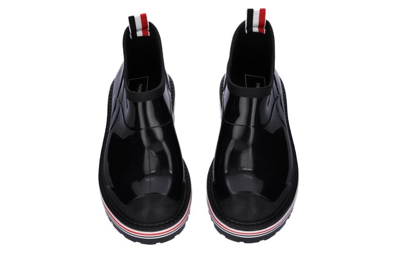 Shop (W) Stivale Slip-On in Gomma Thom Browne ''Nero'' di Moda FFB171A05690001