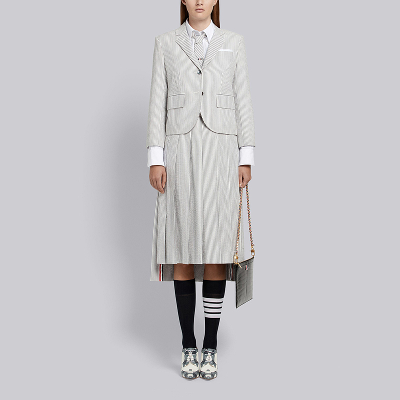 (Women) THOM BROWNE Solid Color Stripe V-Neck Blazer  Edition. FBC010H-00572-035 圖 3