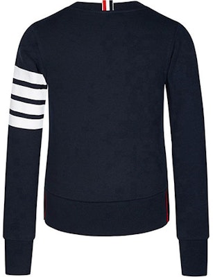 (W) 톰브라운 SS21 블루 스웻셔츠 로고와 포바 스트라이프 FJT002A-0535-415 Lookbook (W) 톰브라운 SS21 블루 스웻셔츠 로고와 포바 스트라이프 FJT002A-0535-415