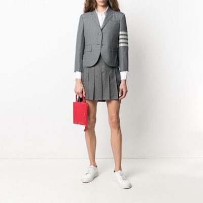 (W) 톰브라운 SS21 클래식 4-스트라이프 수트 그레이 FBC010V-06146-035 Shop (W) 톰브라운 SS21 클래식 4-스트라이프 수트 그레이 FBC010V-06146-035