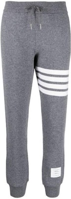 (W) Thom Browne SS22 Celana Jogger 4-Bar Abu-Abu. FJQ008A-07693-035 Buy (W) Thom Browne SS22 Celana Jogger 4-Bar Abu-Abu. FJQ008A-07693-035