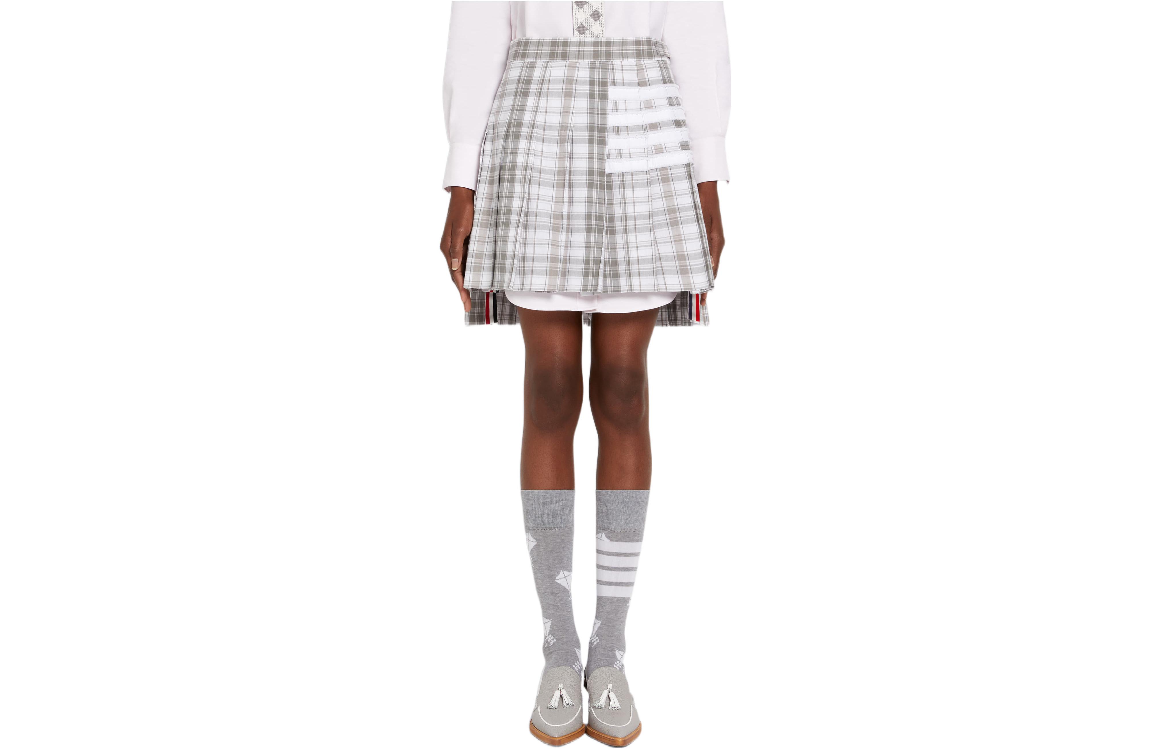 (Women) Thom Browne SS22  4-Bar Oxford Pleated Skirt Grey. FGC402C-07848-035