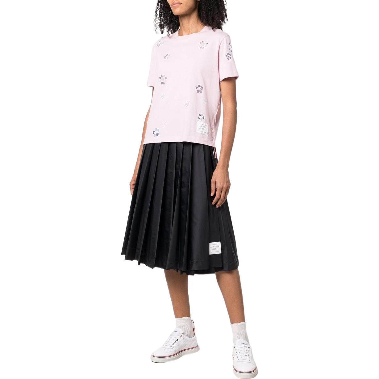 (Women) THOM BROWNE SS22  Floral Embroidery Oversized Short Sleeve T-Shirt. FJS113E-10420-680 圖 3