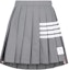 Buy (W) THOM BROWNE SS22 Falda plisada gris de tiro alto con diseño de 4 rayas. FJK057A-07863-035