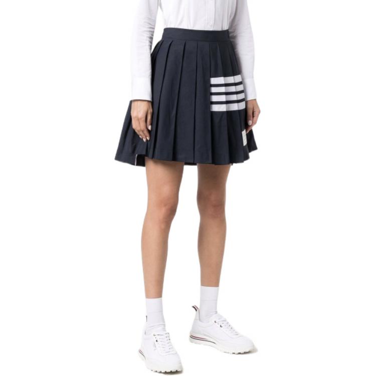 Lookbook (W) 汤姆布朗 SS22 海军蓝百褶裙带标志贴 学院风休闲裙 FJK057A-07863-415