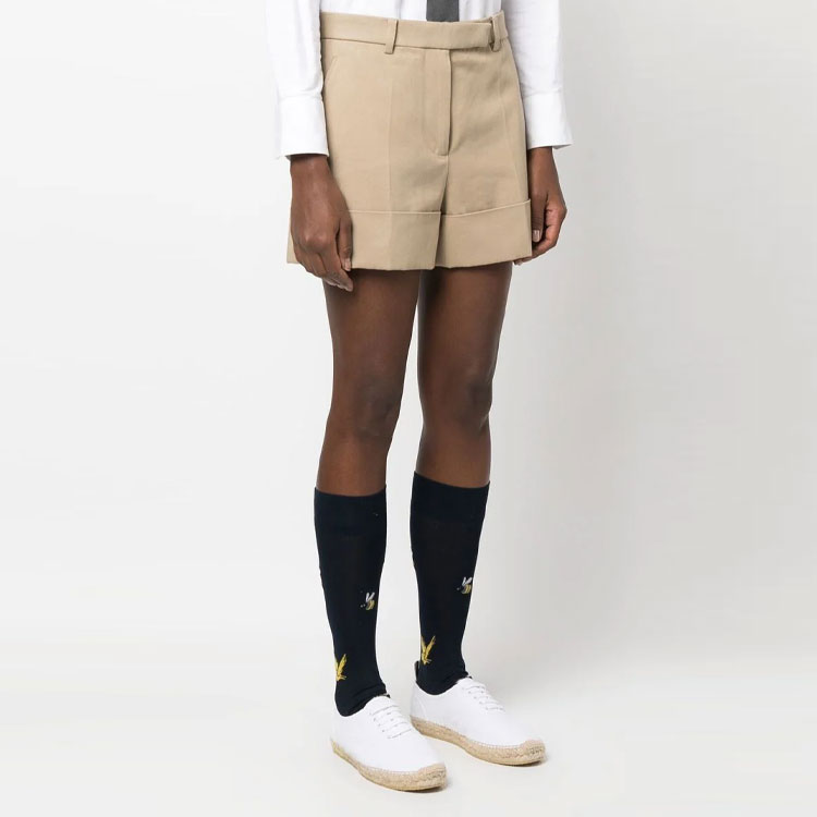 (Women) THOM BROWNE SS23  Solid High-Waisted Straight Shorts Khaki Color FTC463U-F0175-250 圖 5