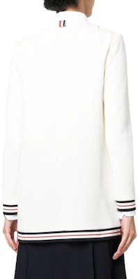 (W) THOM BROWNE SS23 Kardigan Sweater Putih dengan Garis Blok Warna. FJT265A-J0068-100 Purchase (W) THOM BROWNE SS23 Kardigan Sweater Putih dengan Garis Blok Warna. FJT265A-J0068-100