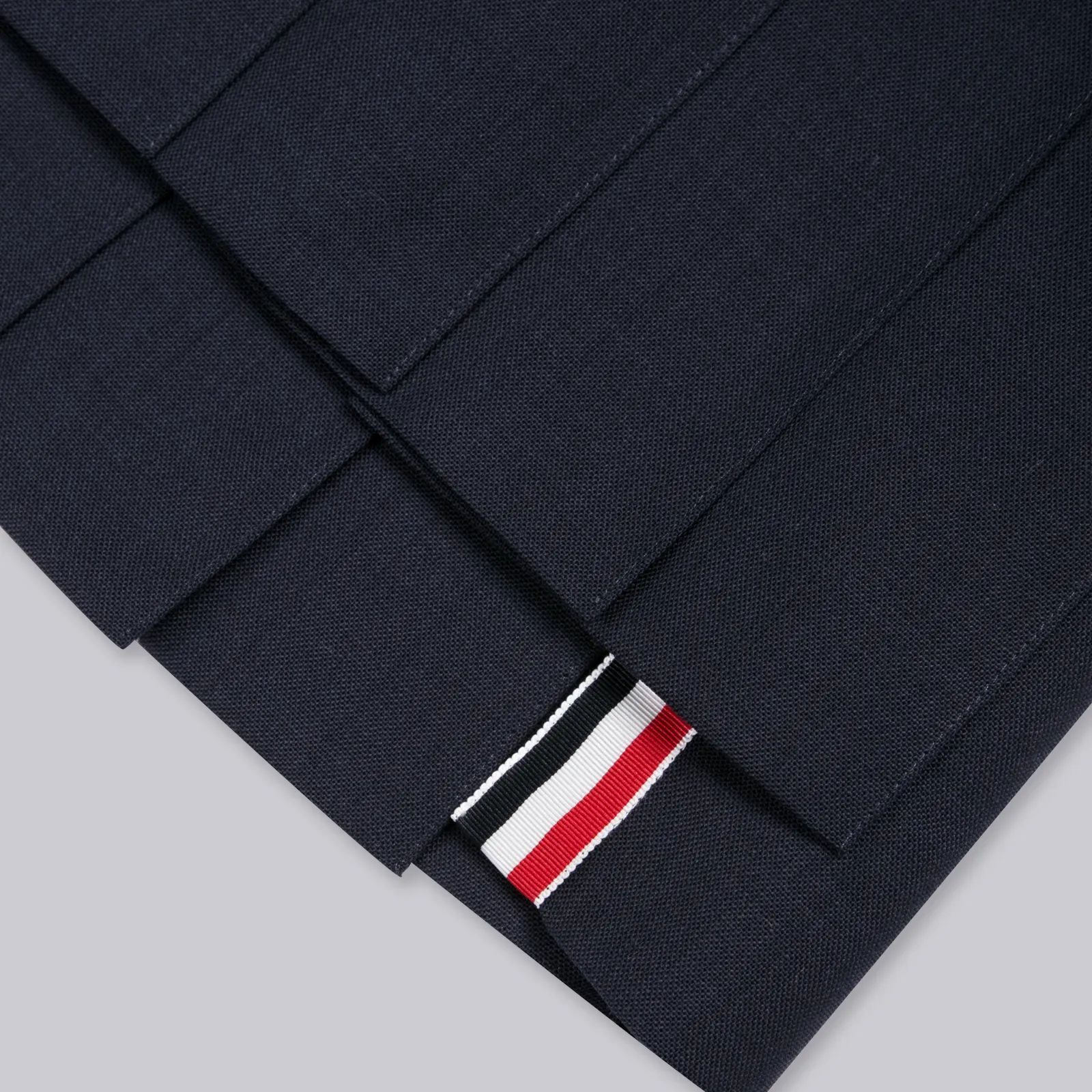 (Women) THOM BROWNE SS24  Navy Wool Pleated Skirt Casual College Style. FGC402N-00473-415 圖 5