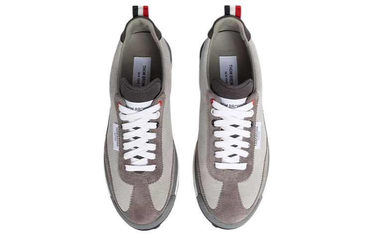 Shop (W) 汤姆·布朗科技跑鞋“浅灰色” FFD054A03050055