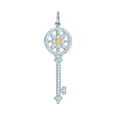 (Women) TIFFANY & CO. Daisy Key Pendant, Platinum with Diamonds, Without Chain - Silver GRP07868