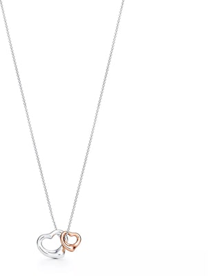 (W) ティファニー エルサ・ペレッティ オープンハート ペンダント ネックレス 18K ローズゴールド/シルバー 60991561 Lookbook (W) ティファニー エルサ・ペレッティ オープンハート ペンダント ネックレス 18K ローズゴールド/シルバー 60991561