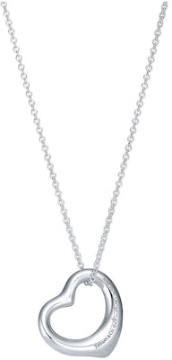 (W) 蒂芙尼Tiffany&Co. 艾爾莎Peretti銀心形吊墜項鍊女款 60020474 Lookbook (W) 蒂芙尼Tiffany&Co. 艾爾莎Peretti銀心形吊墜項鍊女款 60020474