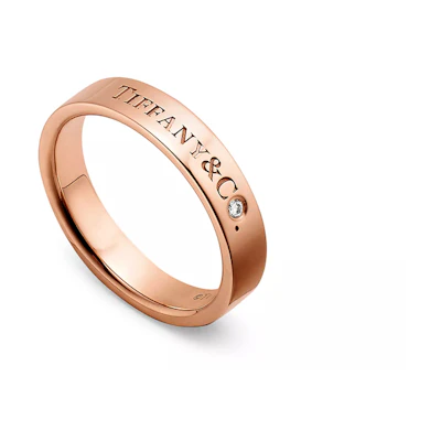 (Women) TIFFANY & CO. Engraved Logo 18K Rose Gold Ring for Women. GRP12365
