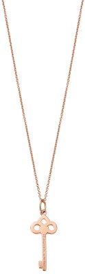 (W) TIFFANY & CO. 鑰匙 Iris 花鑰匙吊墜 18K 玫瑰金項鍊 GRP11366 Lookbook (W) TIFFANY & CO. 鑰匙 Iris 花鑰匙吊墜 18K 玫瑰金項鍊 GRP11366