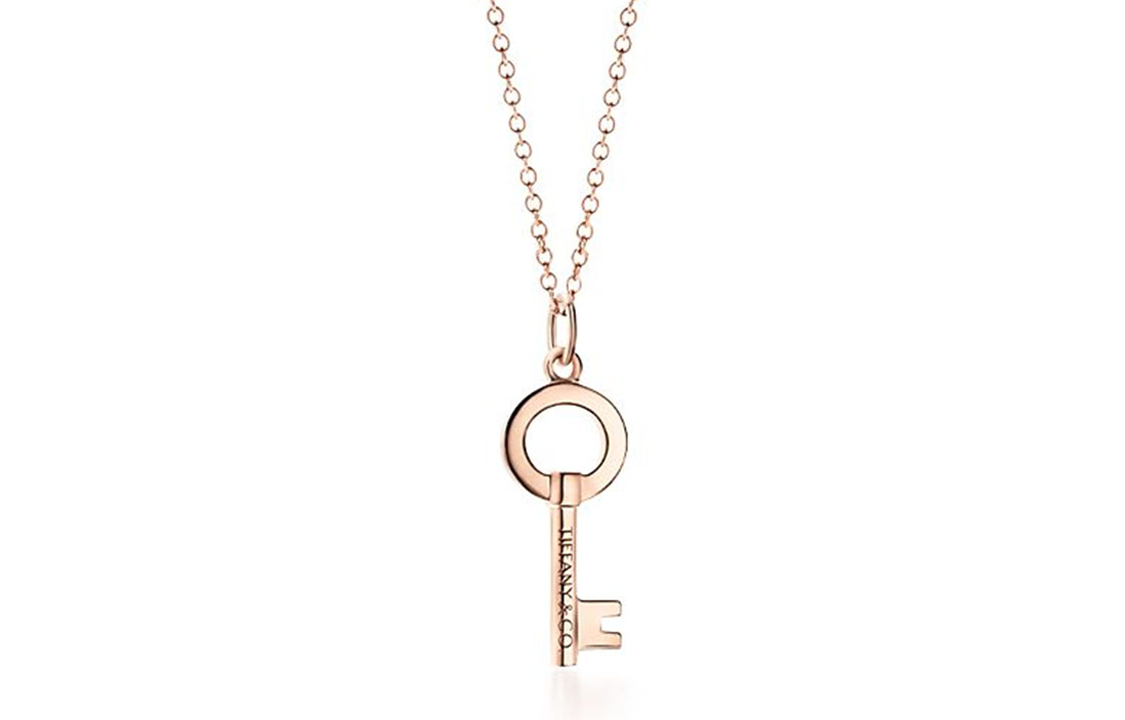 (Women) TIFFANY & CO. Modern Keys Round Key Pendant Necklace 18K Rose Gold Small Women GRP10431