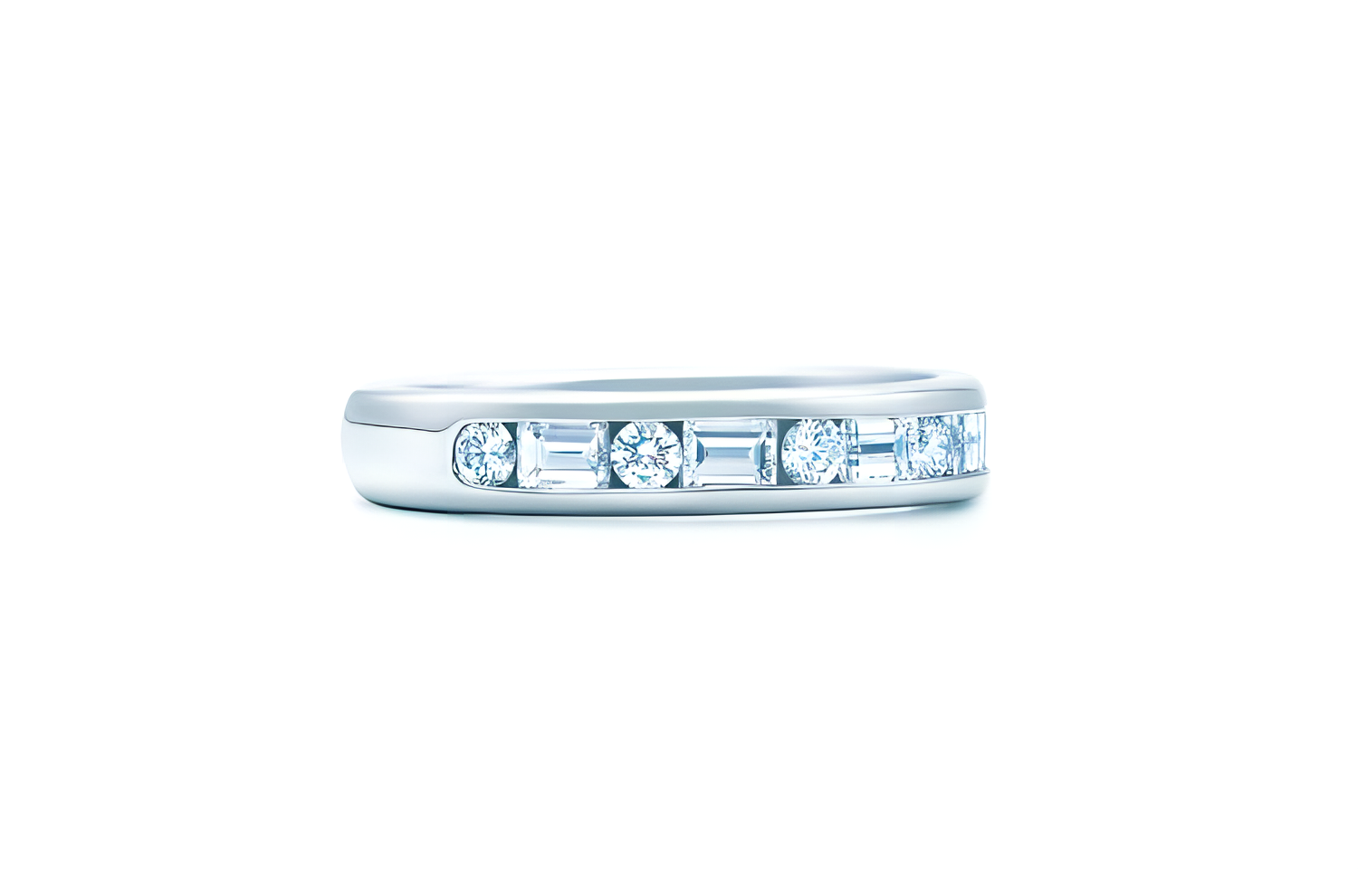 (Women) TIFFANY & CO. Platinum Diamond Ring for Women - Silver Tone. GRP00326