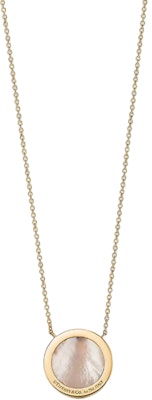 (W) ティファニー Tシリーズ ラグジュアリー 18Kゴールド ラウンドペンダントネックレス レディース 64026844 Lookbook (W) ティファニー Tシリーズ ラグジュアリー 18Kゴールド ラウンドペンダントネックレス レディース 64026844