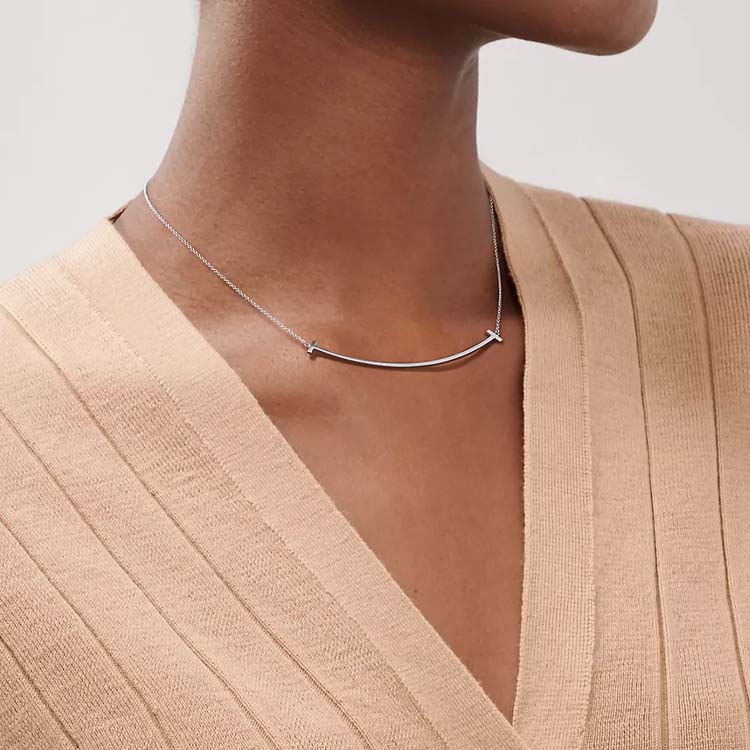 (Women) TIFFANY & CO. T Series Simple Stylish 18K White Gold Necklace for Women 63528692 圖 3