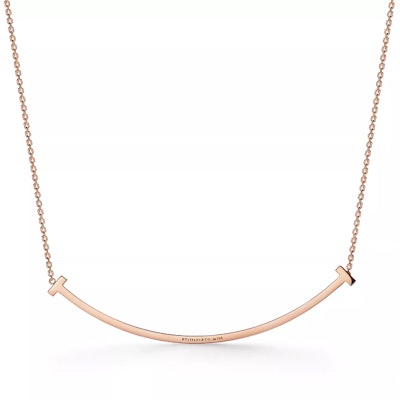 (W) ティファニー Tスマイル ネックレス ローズゴールド エクストララージ ペンダント 67513517 Lookbook (W) ティファニー Tスマイル ネックレス ローズゴールド エクストララージ ペンダント 67513517