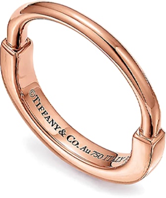 (W) TIFFANY & CO. 女款 Tiffany Lock 18K 玫瑰金戒指 GRP12356 Lookbook (W) TIFFANY & CO. 女款 Tiffany Lock 18K 玫瑰金戒指 GRP12356