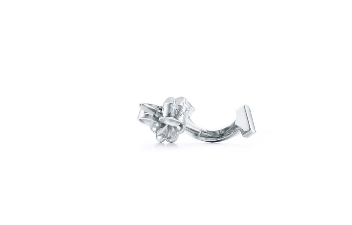 (Women) Tiffany & Co. Tiffany T Smile Diamond 18K White Gold Earrings for Women. 60150739 圖 4