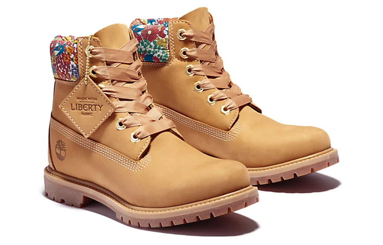 Lookbook (W) Bota Timberland 6 Pulgadas 'Wheat' A42D6231